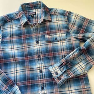 Patagonia Fjord Flannel Button Down Shirt Size XS Organic Cotton blue